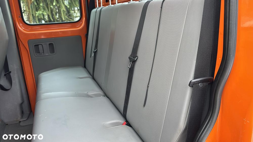 Volkswagen Crafter - 13