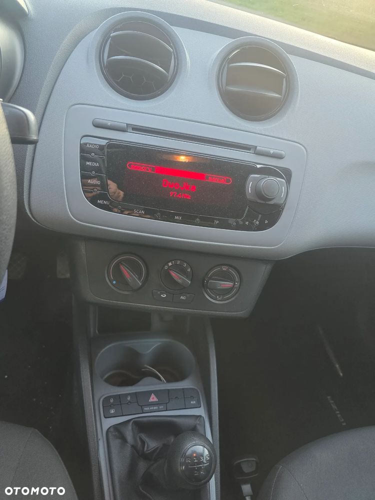 Seat Ibiza 1.4 16V Reference - 19