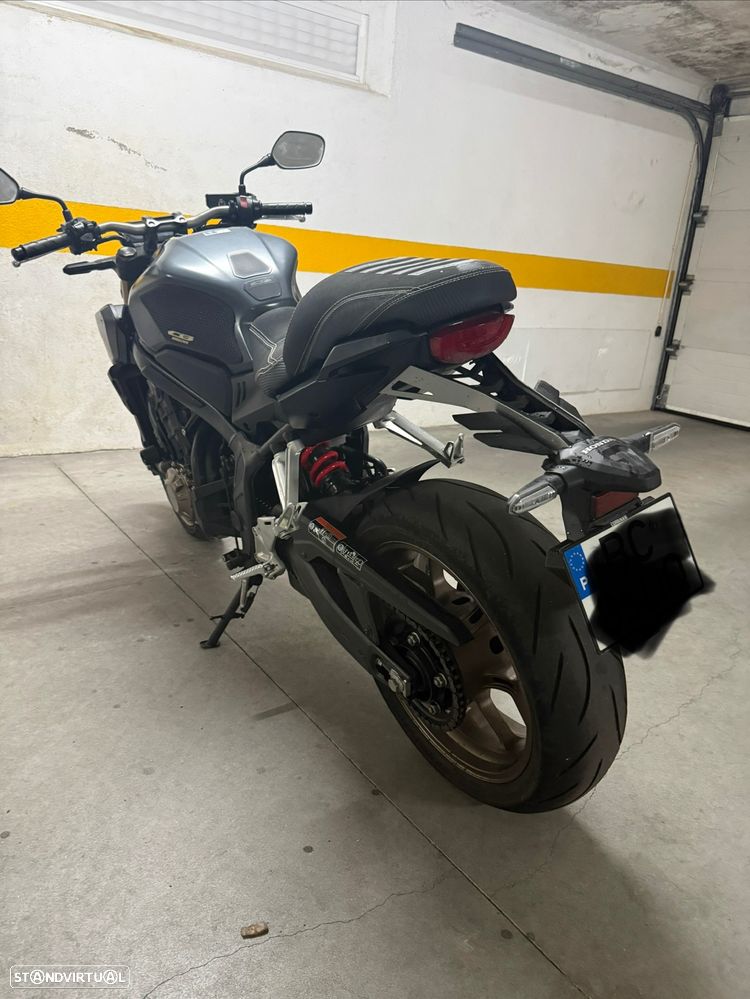 Honda CB 650 r - 5