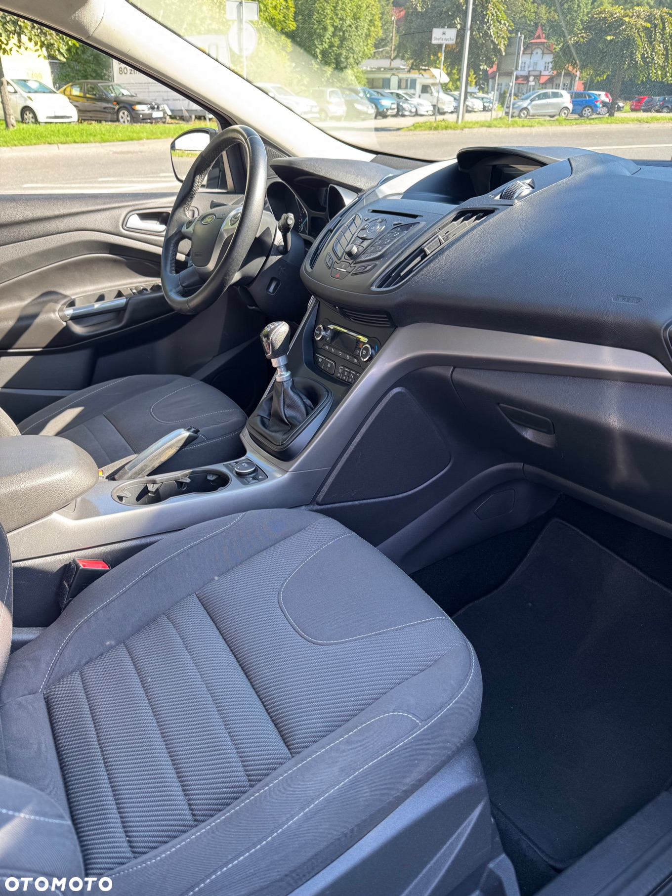 Ford Kuga 1.6 EcoBoost 2x4 Titanium - 30