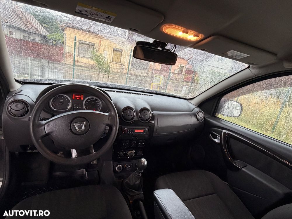 Dacia Duster 1.6 4x4 - 6