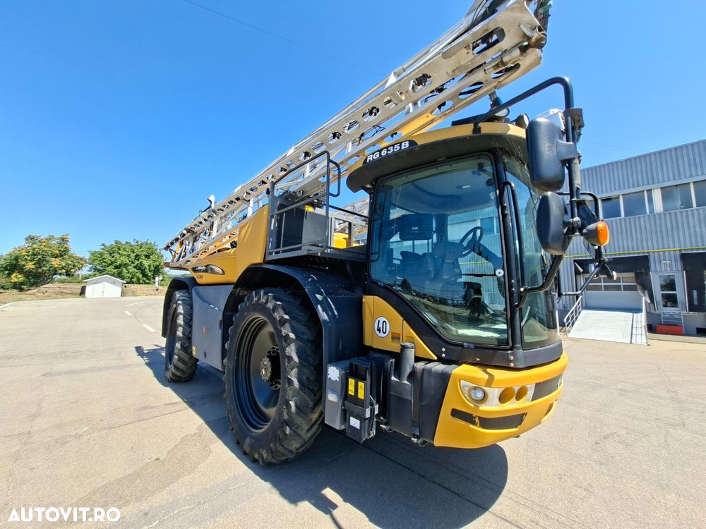 Challenger ROGATOR 635 SPRAYER - 4