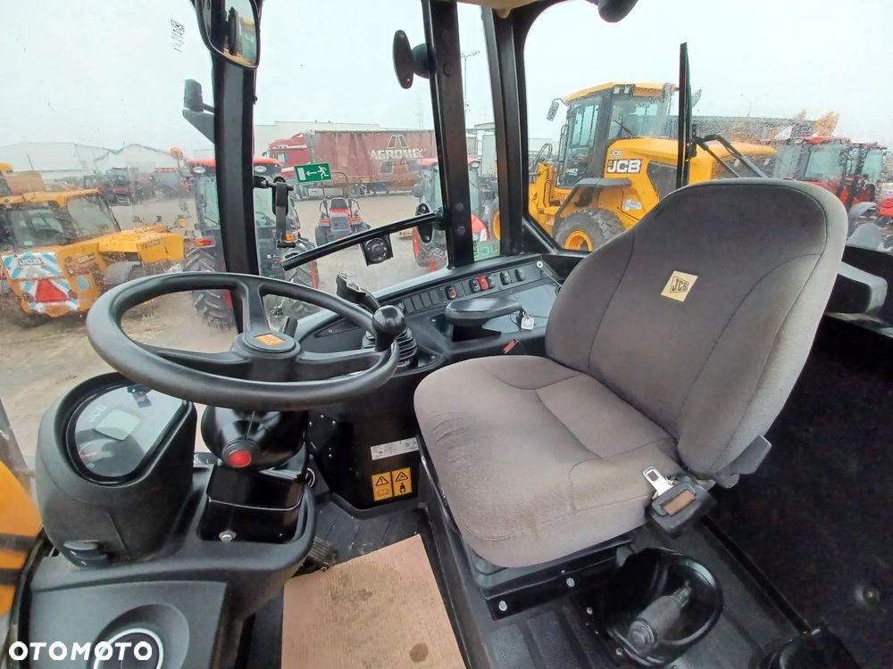 JCB 409 - 19