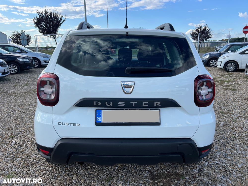 Dacia Duster 1.6 SCe 4WD Essential - 11