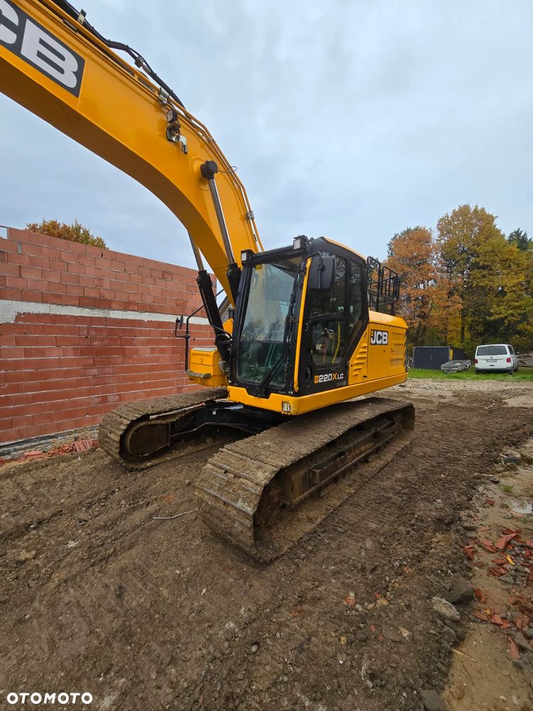 JCB 220XLC - 6