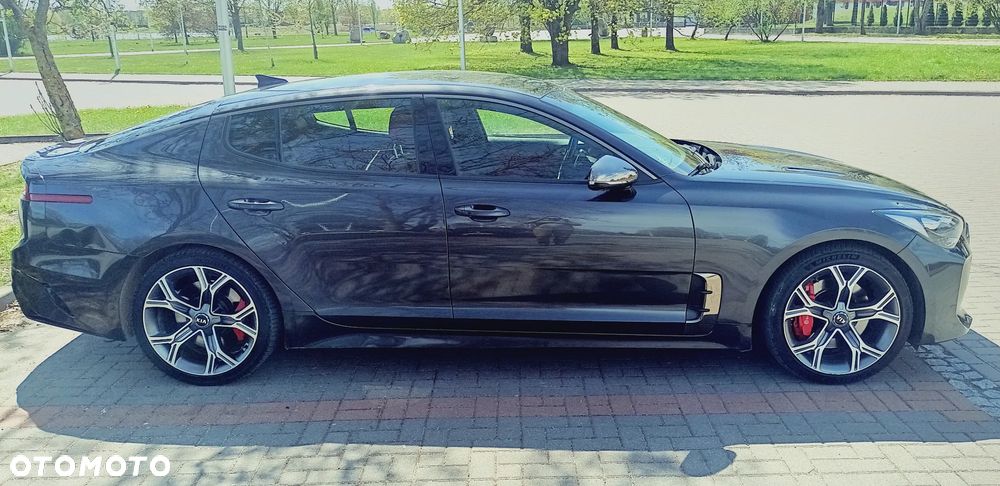 Kia Stinger 3.3 T-GDI V6 GT AWD - 3