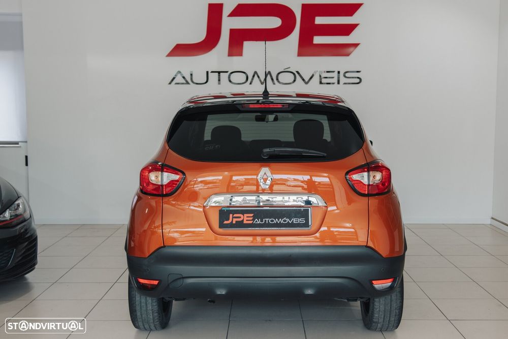 Renault Captur 0.9 TCE Exclusive - 2