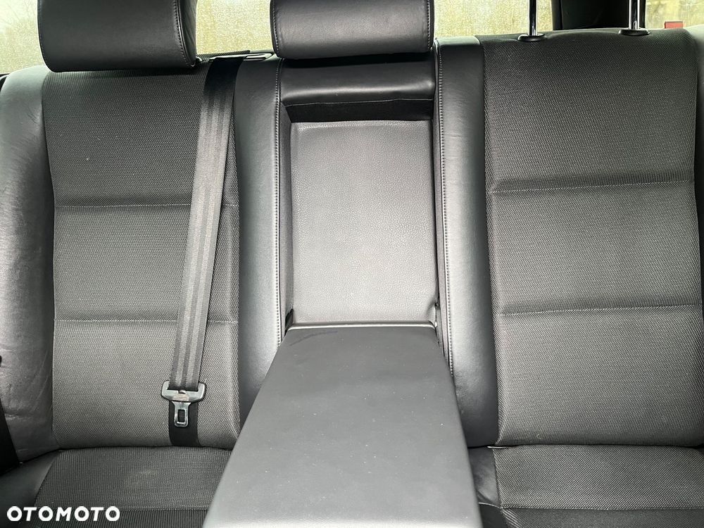 Audi A4 Avant 2.0 TDI DPF Quattro - 16