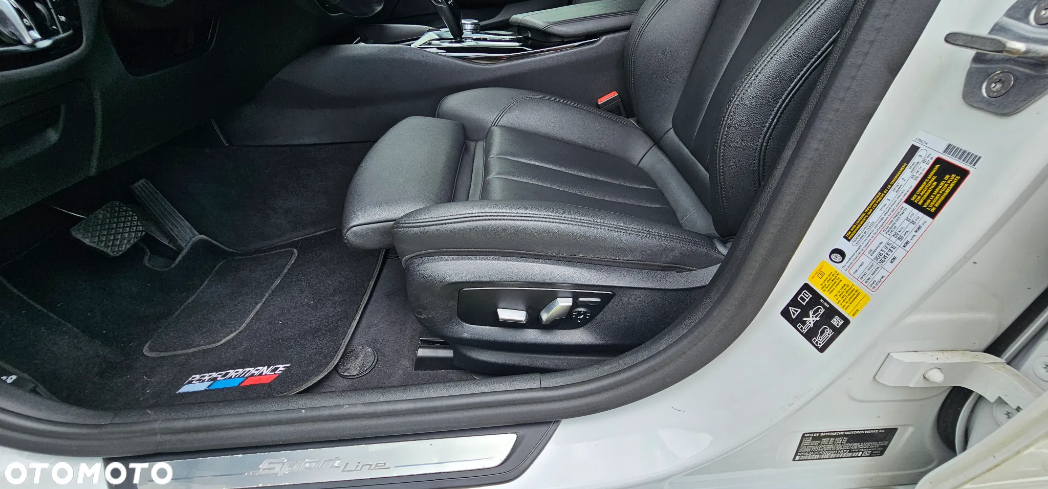 BMW Seria 5 530i GPF xDrive Sport - 24