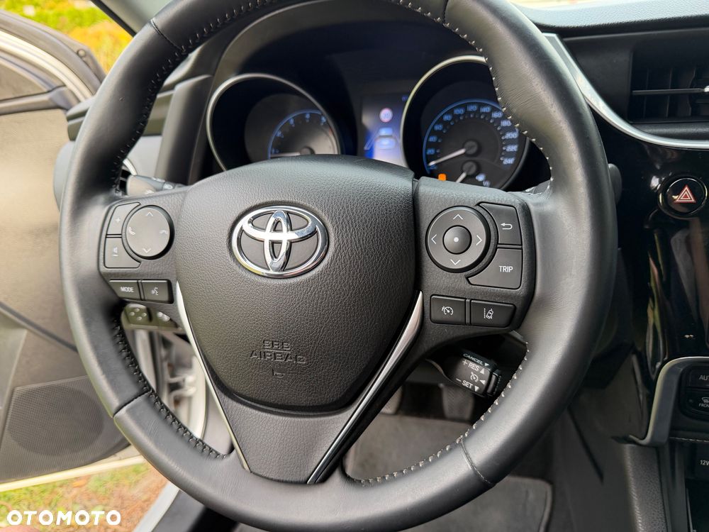 Toyota Auris 1.2 Turbo Comfort - 32