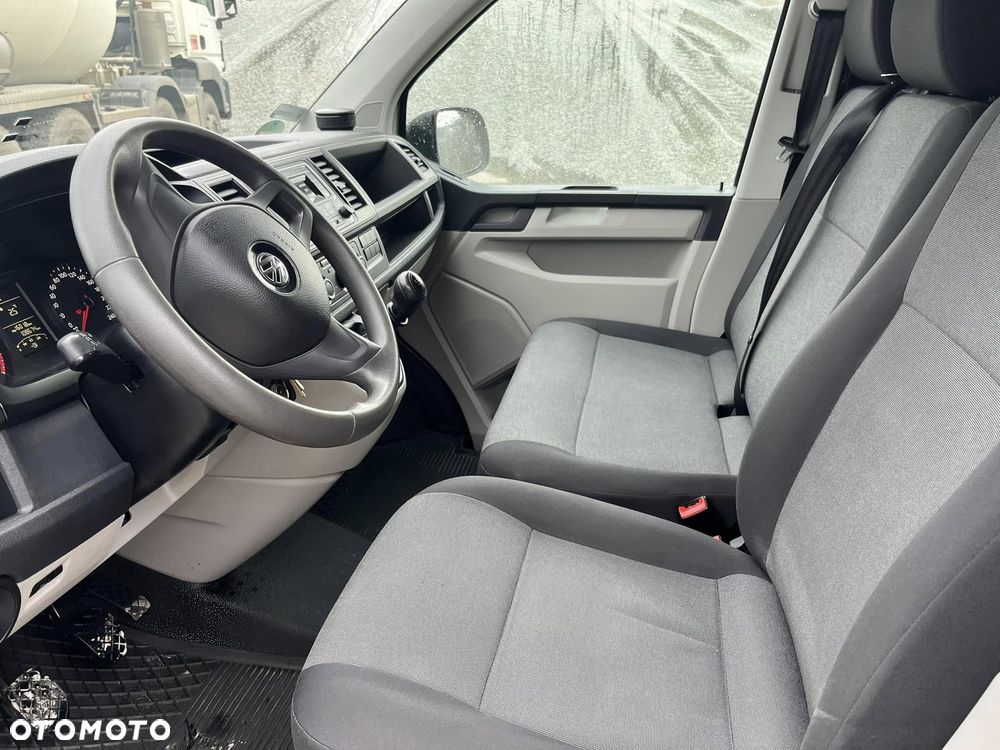 Volkswagen T6 Transporter Long - 18