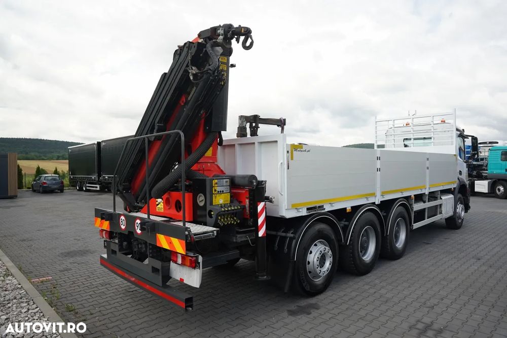 Mercedes-Benz AROCS 3246 / TRIDEM / 8X4 / LIVRARE - 7,3 M / PODEA REZISTENTĂ / Cuplaj PALFINGER PK 22 002 / Rază de acțiune: 14,5 / FURCĂ PENTRU PALEȚI / - 10