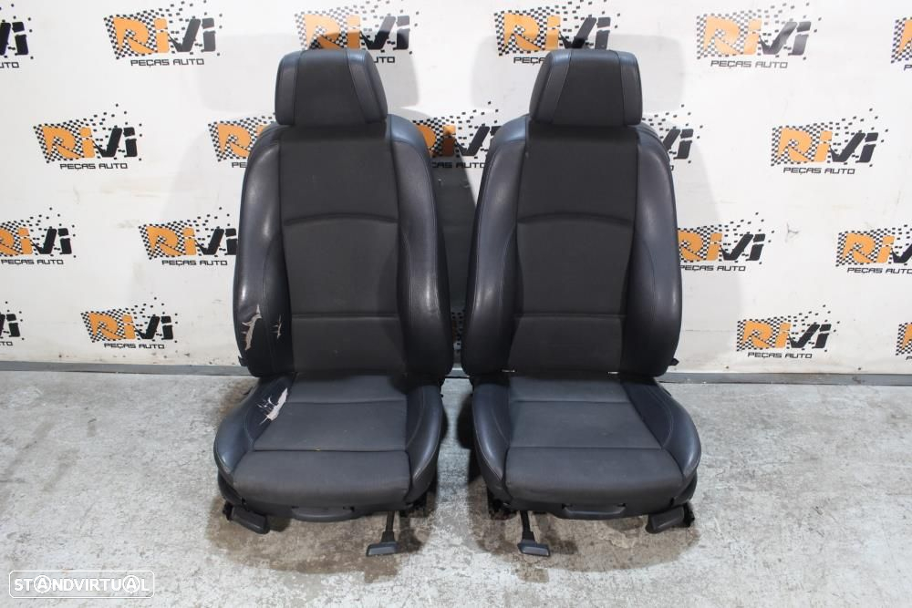 Bancos BMW Serie 1 Cabrio Pack M em Pele e Tecido com Quartelas - 2