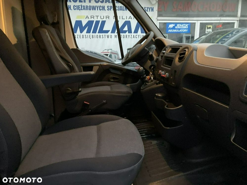 Renault Master - 29