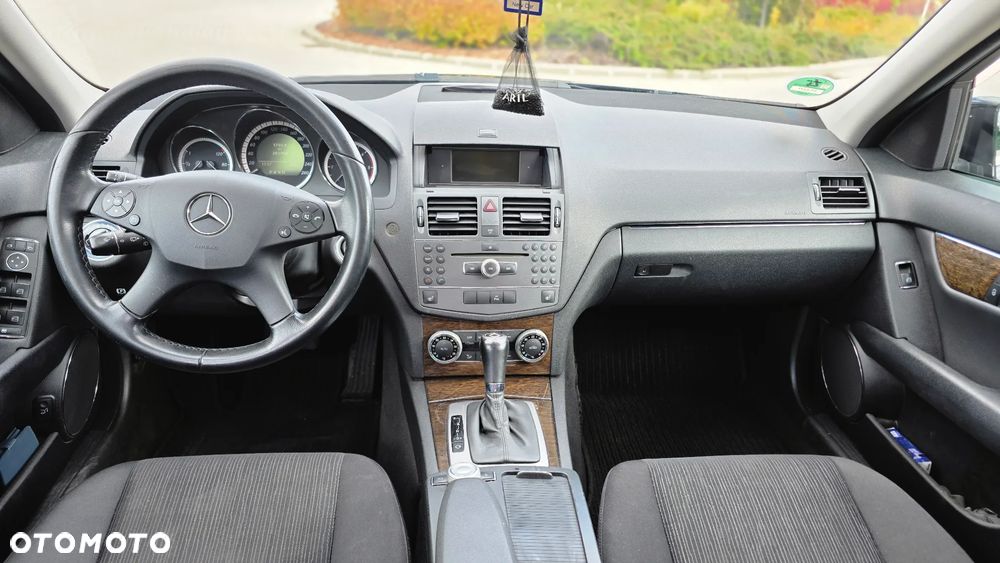 Mercedes-Benz Klasa C 200 CDI DPF Automatik Classic - 11
