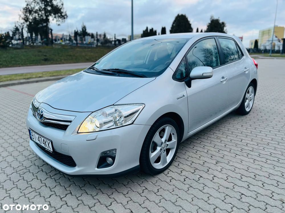 Toyota Auris 1.8 HSD Prestige NAVI - 2