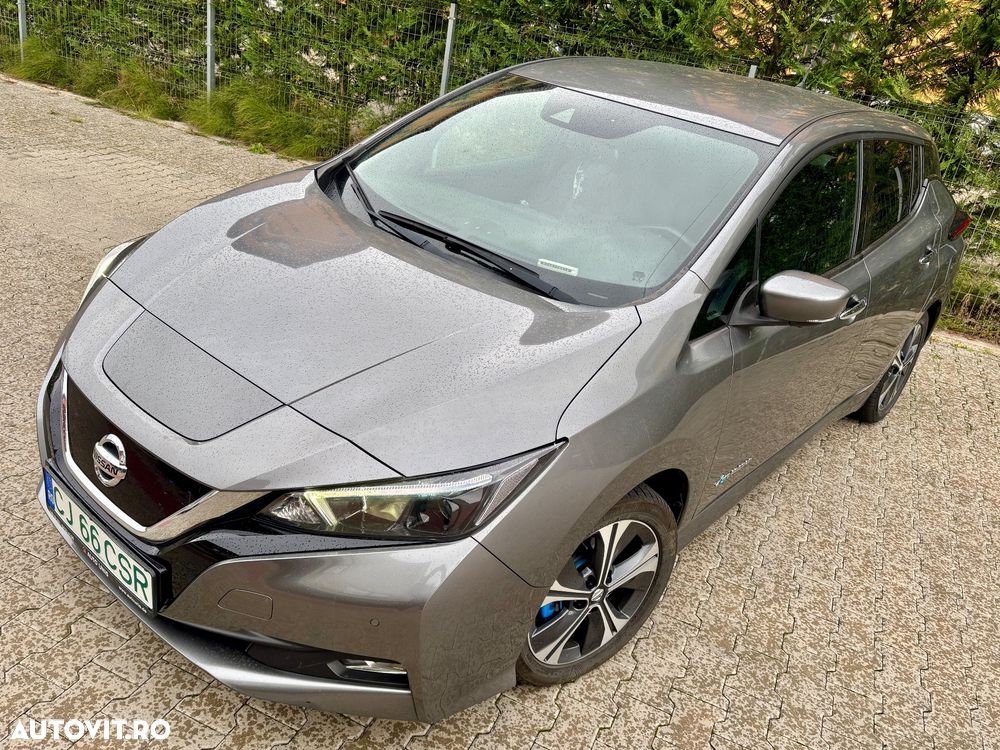 Nissan LEAF - 9