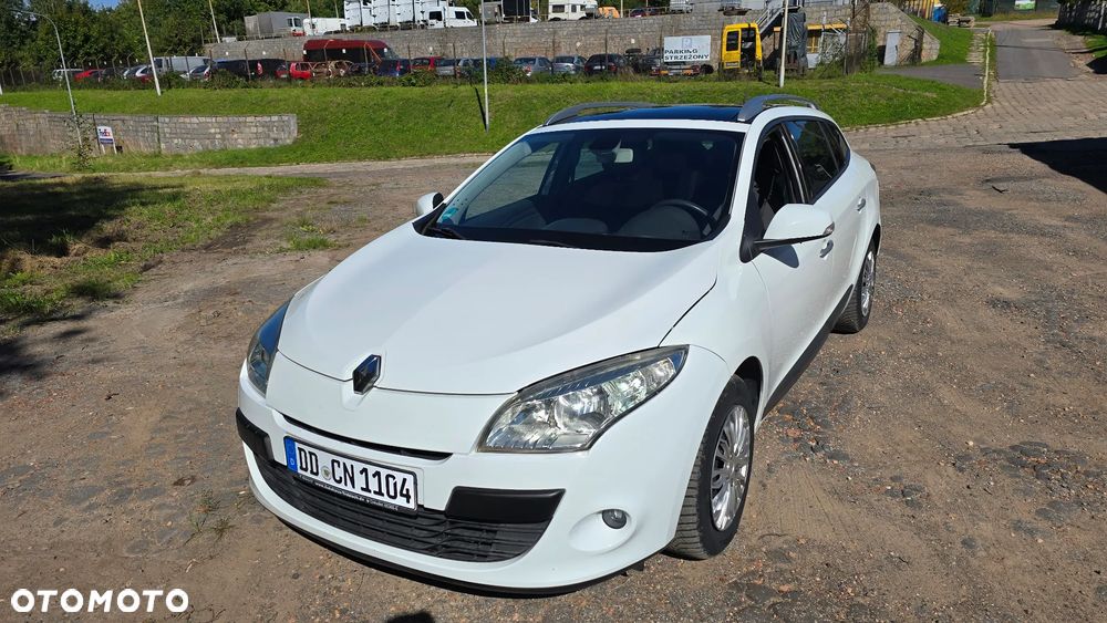 Renault Megane 2010 photo 3