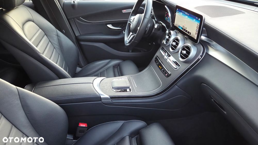 Mercedes-Benz GLC 200 d Business Edition - 17