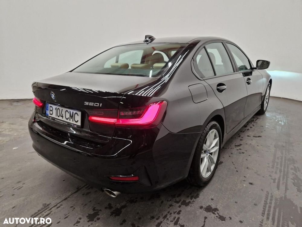 BMW Seria 3 - 4