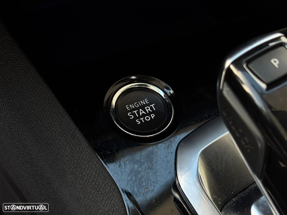 Peugeot 5008 1.5 BlueHDi Allure Pack EAT8 - 24