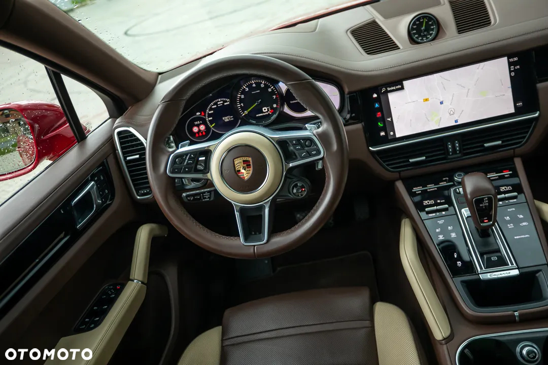 Porsche Cayenne Coupe E-Hybrid - 40
