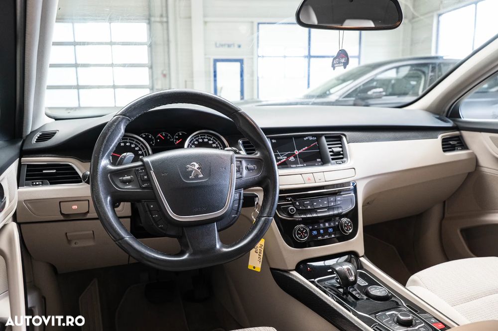 Peugeot 508 Hybrid4 Allure - 25