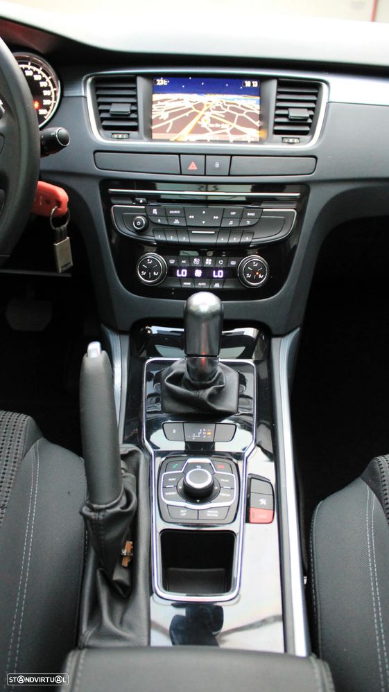 Peugeot 508 SW 1.6 e-HDi Allure 2-Tronic - 17