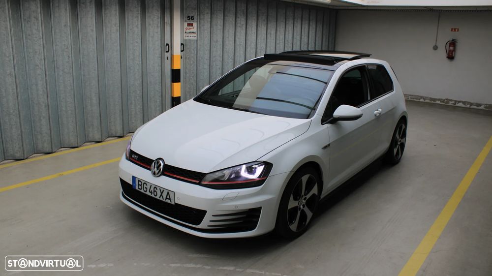 VW Golf GTI Performance BlueMotion - 21