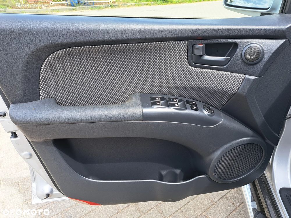 Kia Sportage - 25