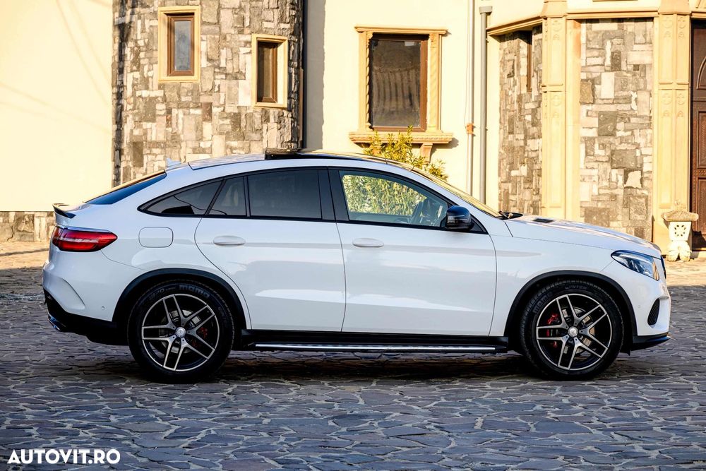 Mercedes-Benz GLE 350 d 4MATIC 9G-TRONIC AMG Line - 11