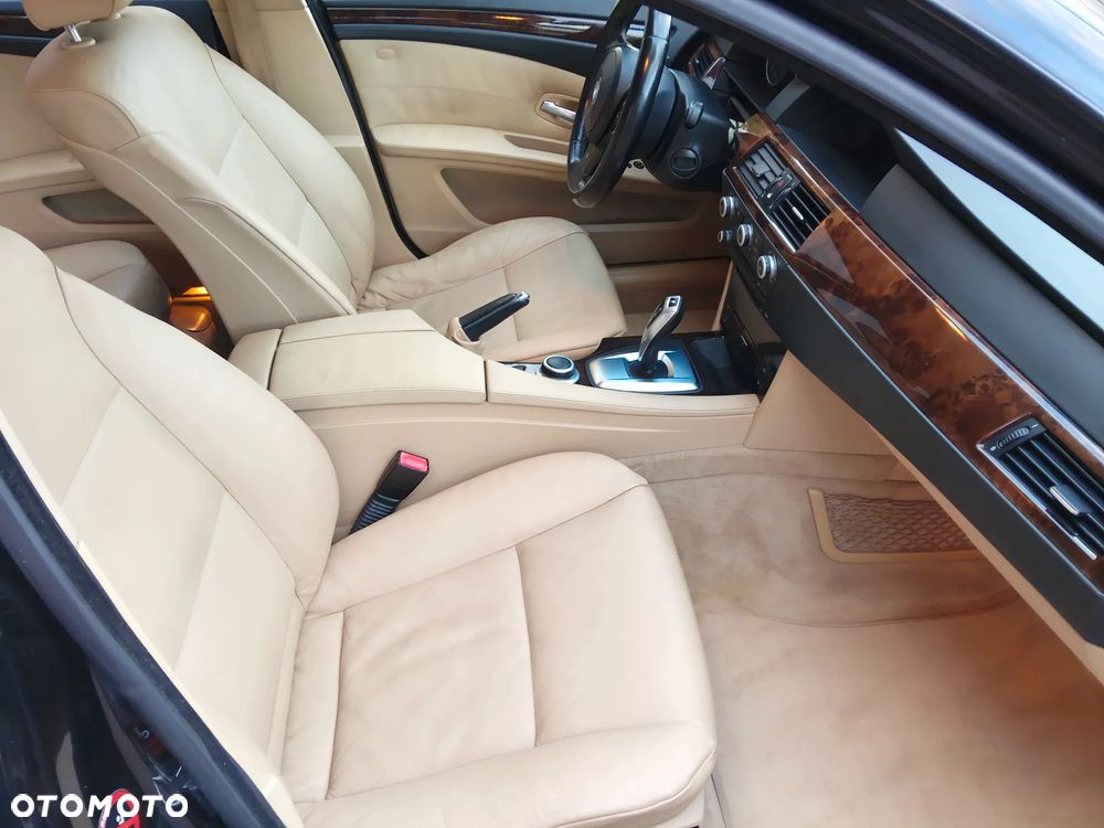 BMW Seria 5 2007 photo 4