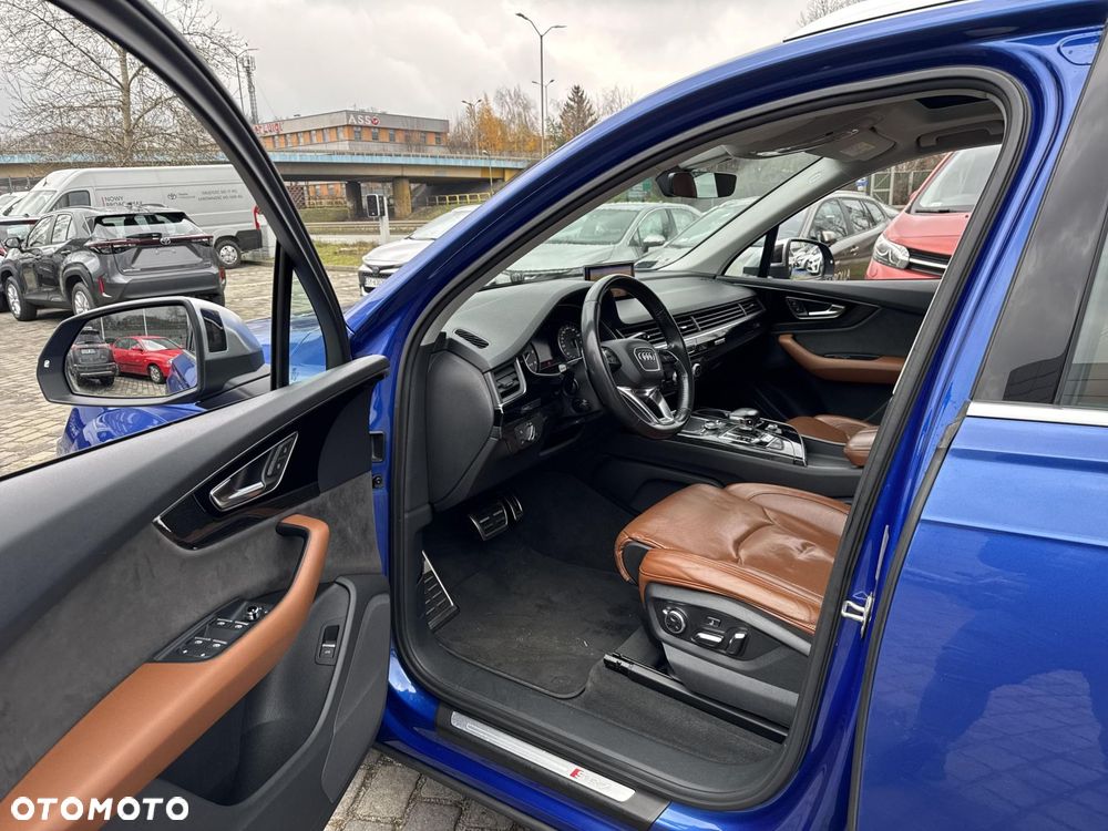 Audi SQ7 - 22
