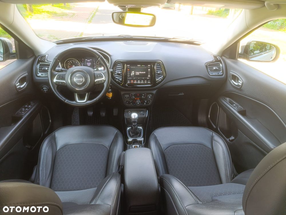Jeep Compass 1.4 TMair Limited FWD S&S - 26