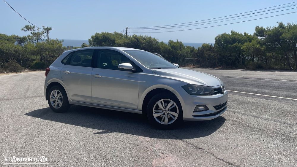 VW Polo 1.0 Confortline - 2