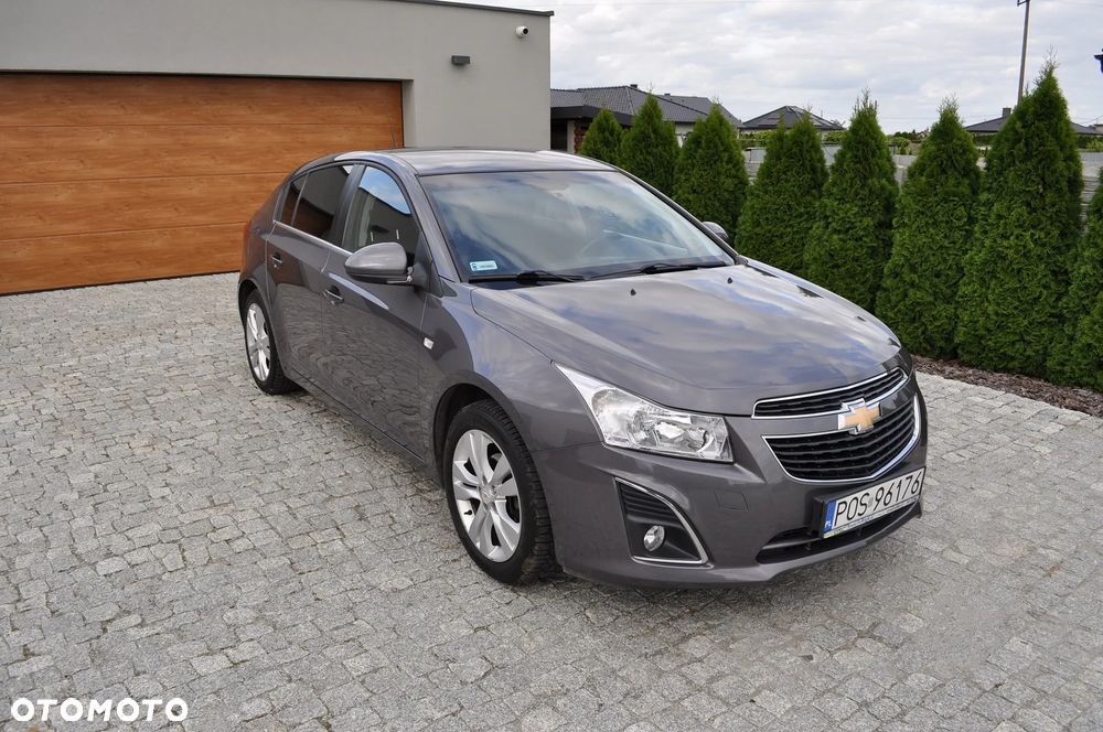 Chevrolet Cruze - 22