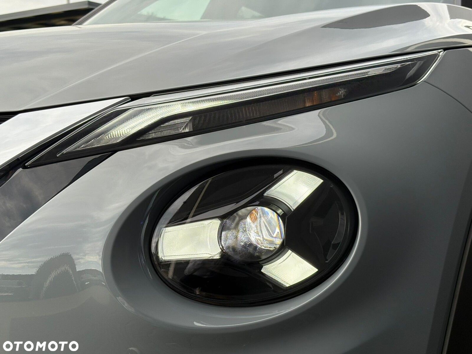 Nissan Juke 1.0 DIG-T Kiiro DCT - 17