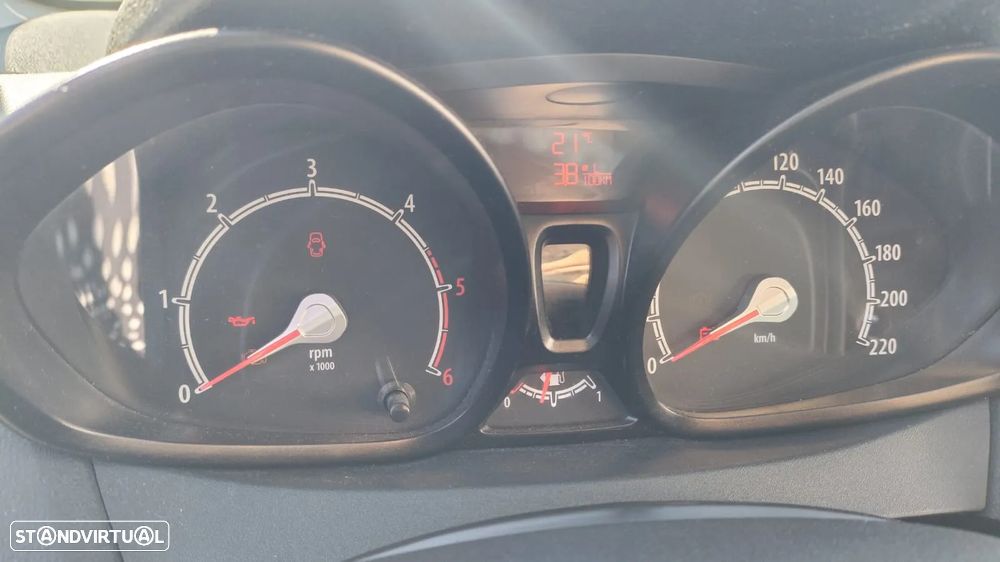 Ford Fiesta 1.6 TDCi ECOnetic - 13