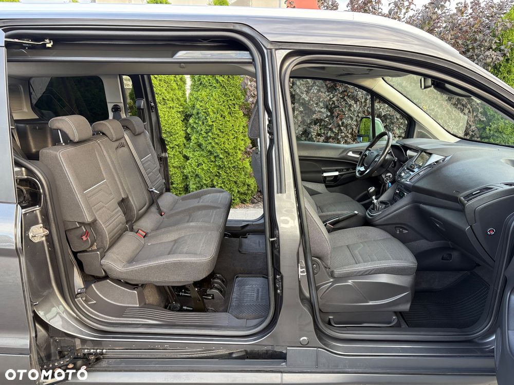 Ford Tourneo Connect Grand - 8