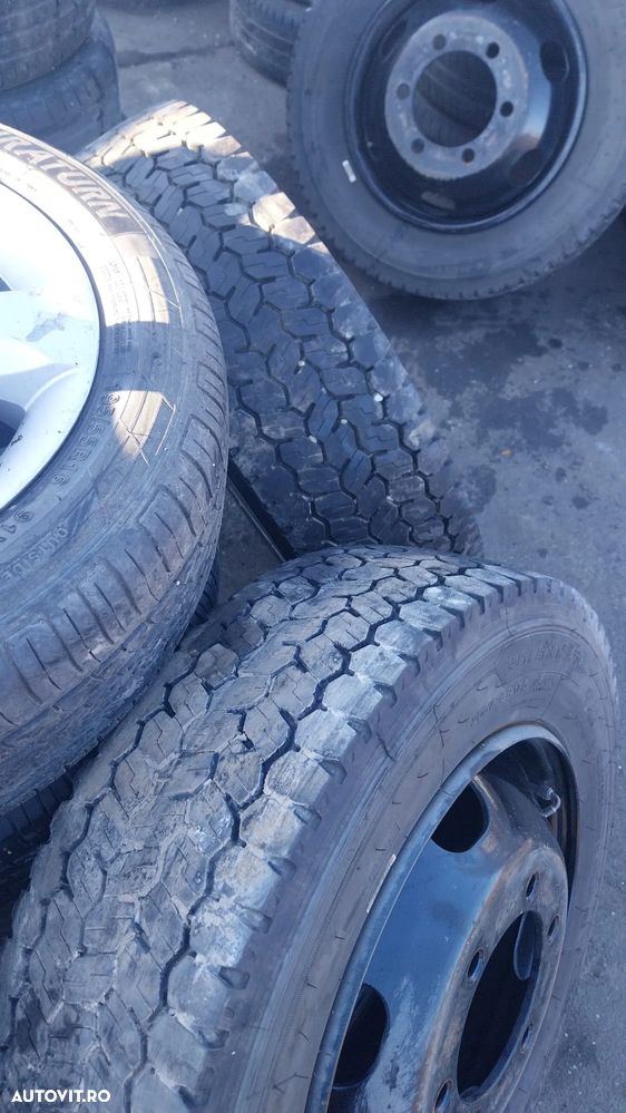 VAND SET DE JANTE COMPLETE CU CAUCIUCURI 2 DIRECTIE+4 TRAGATOR PENTRU MERCEDES ATEGO 2012, 205/75 R17.5 - 6