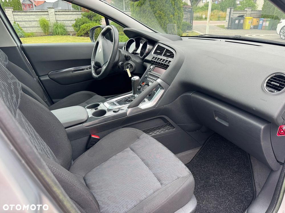 Peugeot 3008 1.6 Premium - 17