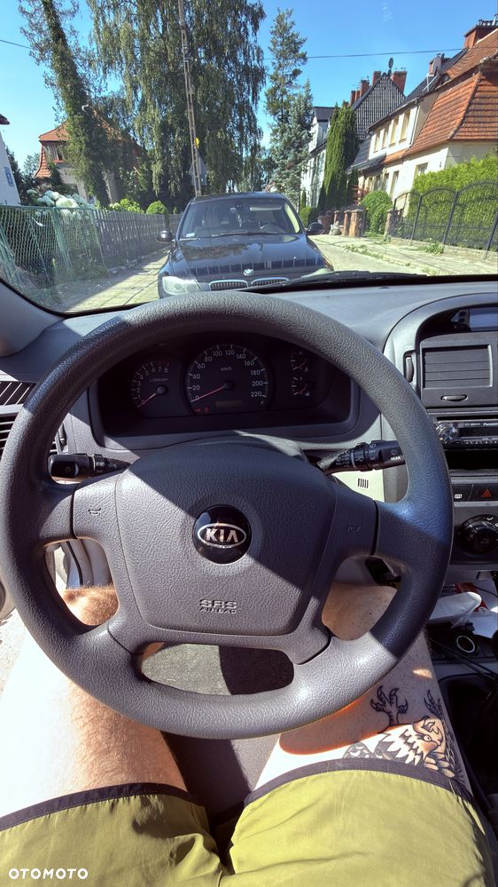 Kia Cerato - 6
