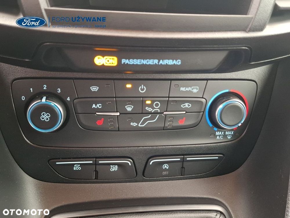 Ford Transit Connect - 19