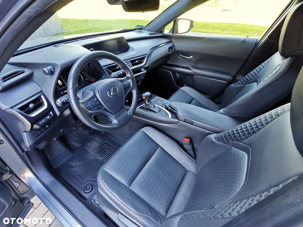 Lexus UX 200 GPF F Impression 2WD - 3