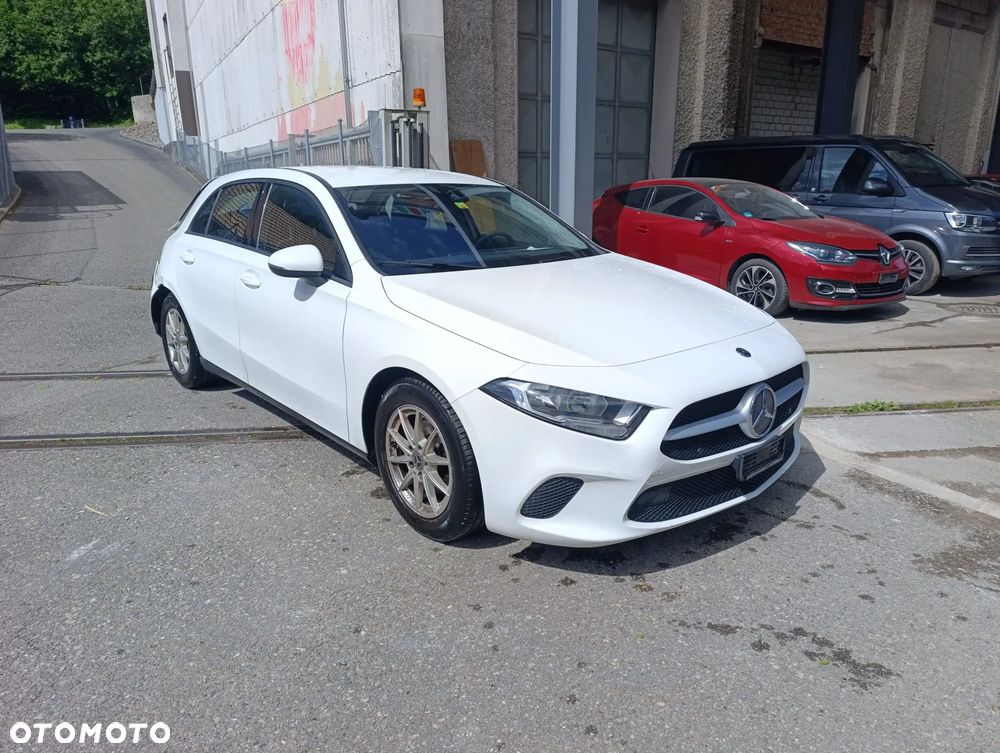 Mercedes-Benz Klasa A 180 d 7G-DCT - 2