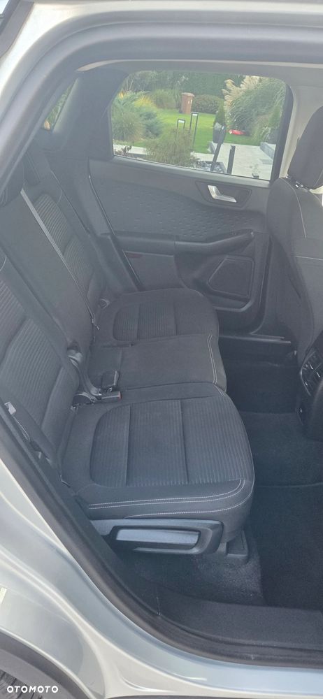 Ford Kuga - 28