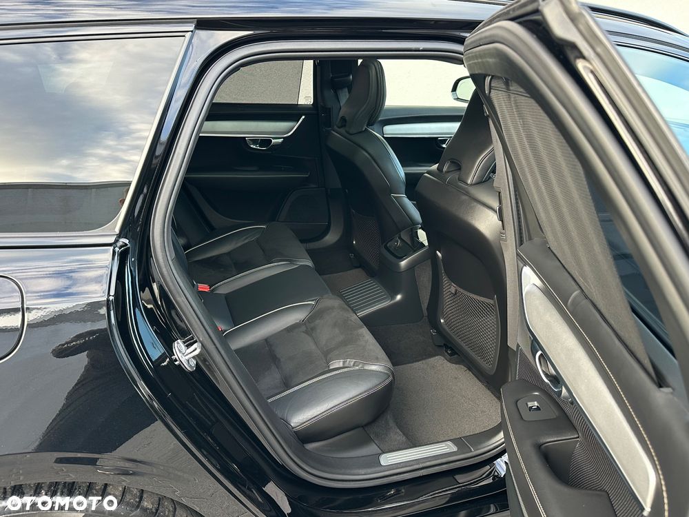 Volvo V90 T8 Twin Engine AWD R Design - 26