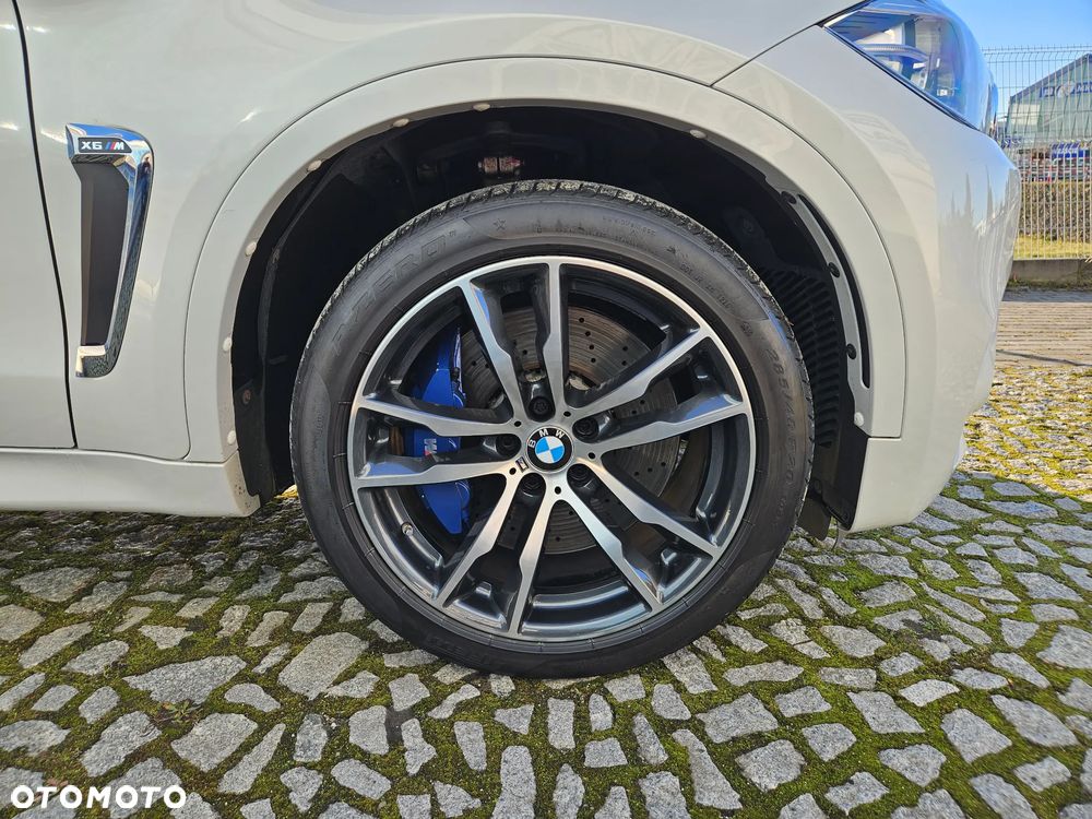 BMW X6M - 5