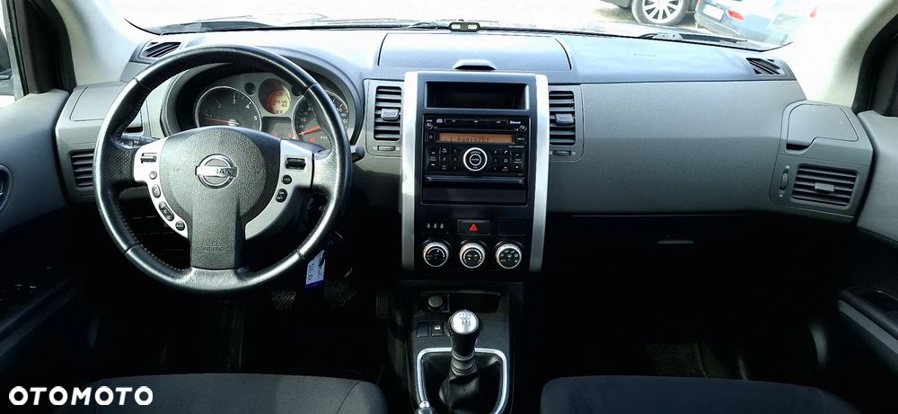 Nissan X-Trail 2.0 dCi 4x4 DPF LE - 14