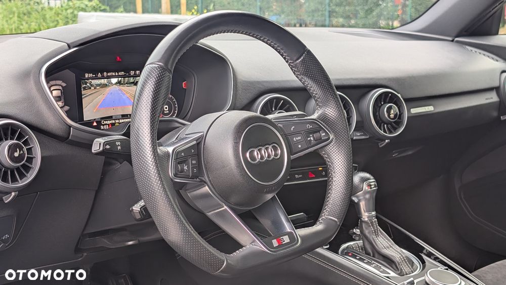 Audi TT Coupé - 8